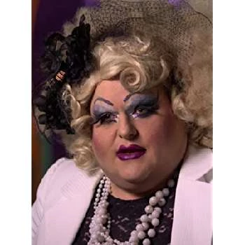 Lady Bear - Age, Bio, Birthdate, Family, Networth & More