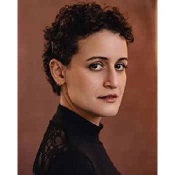 Laila Alj - Age, Bio, Birthdate, Family, Networth & More