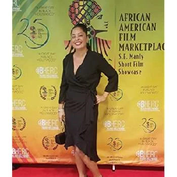 Laila Petrone - Birthplace, Bio, Wiki, Birthday, Family, Networth & More