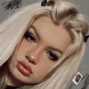 Maddie Lambert Biography