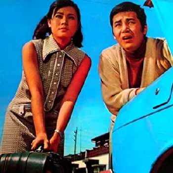 Lan Chi - Age, Bio, Birthdate, Family, Networth & More