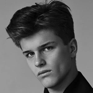 Alex Lange Biography
