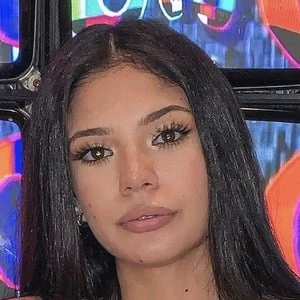 Kiara Laos Biography