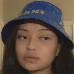 Lyn Lapid - Age, WIki, Birthday, Family, Networth & More