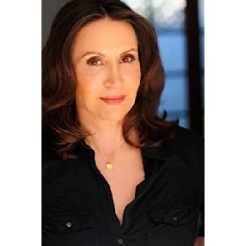 Larissa Laskin - Age, Bio, Birthdate, Family, Networth & More