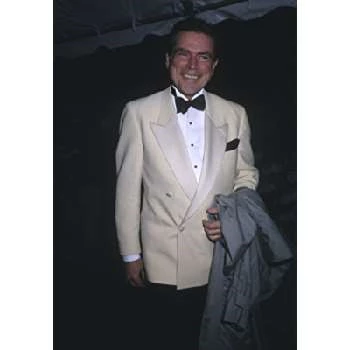 Larkin Malloy - Age, WIki, Birthday, Family, Networth & More