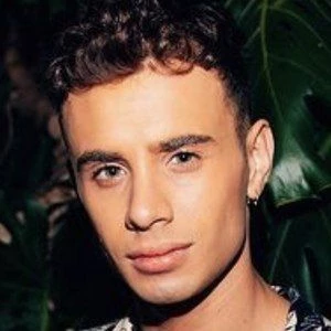 Túpac Larriera - Wiki, Family, Bio, Birthdate, Networth & More