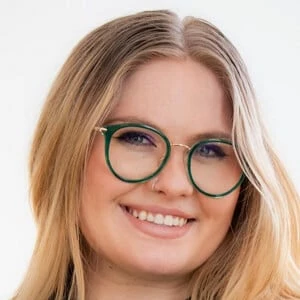 Nicole Larson - Income, Birthday, Family, Bio, Networth & More