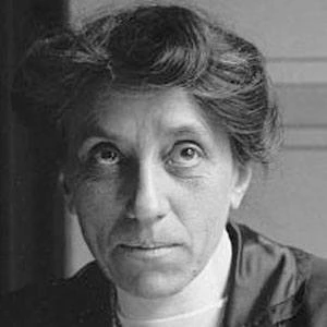 Julia Lathrop - Height, Bio, Wiki, Family, Birthplace, Networth & More