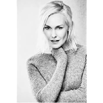 Laura Allen - Age, Height, Birthdate, Family, Wiki & More