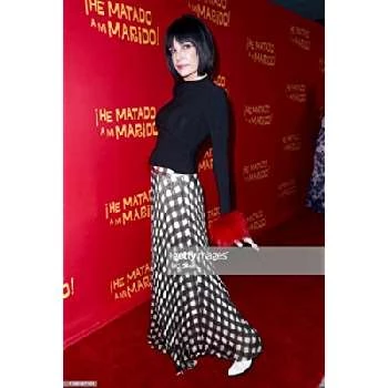 Laura Bayonas - Age, Bio, Birthdate, Family, Networth & More