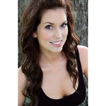 Laura Bella Parry - Age, Bio, Birthdate, Family, Networth & More