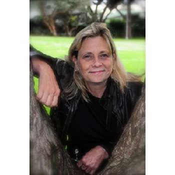 Laura Black - Age, Bio, Birthdate, Family, Networth & More