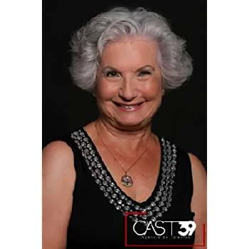 Laura Braz - Age, Height, Birthdate, Bio, Family, Networth & More