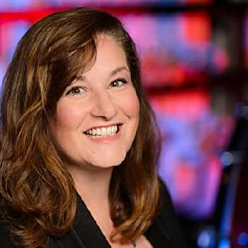 Laura Camien - Age, Bio, Birthdate, Family, Networth & More