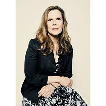 Laura Eason - Age, Bio, Birthdate, Family, Networth & More