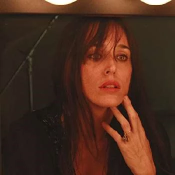 Laura Fantuzzi - Age, Bio, Birthdate, Family, Networth & More