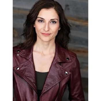 Laura Lamberti - Age, Bio, Birthdate, Family, Networth & More