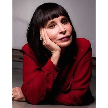 Laura Mitchell - Age, Bio, Birthdate, Family, Networth & More