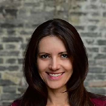 Laura Spimpolo - Age, Bio, Birthdate, Family, Networth & More