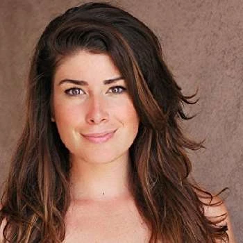 Laura Steinel - Age, Bio, Birthdate, Family, Networth & More