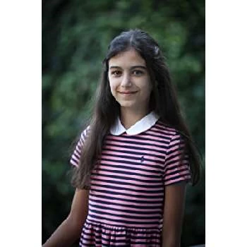 Laura Szabo - Age, Bio, Birthdate, Family, Networth & More