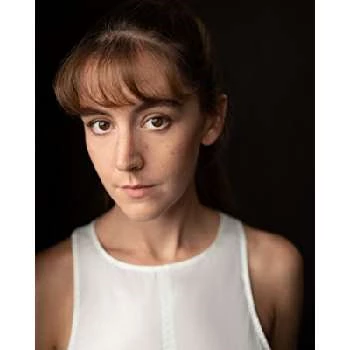 Laura Waldren - Age, Bio, Birthdate, Family, Networth & More