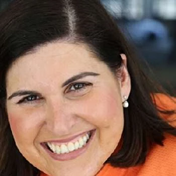 Lauren Appelbaum - Age, Bio, Birthdate, Family, Networth & More