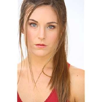 Lauren Cox - Age, Bio, Birthdate, Family, Networth & More