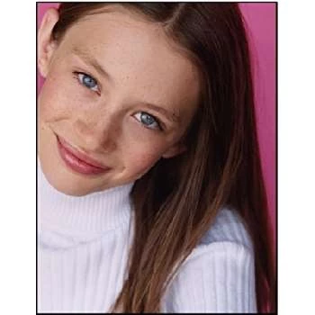 Lauren Furs - Age, Bio, Birthdate, Family, Networth & More