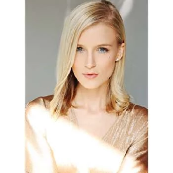 Lauren Nieuwland - Age, Bio, Birthdate, Family, Networth & More