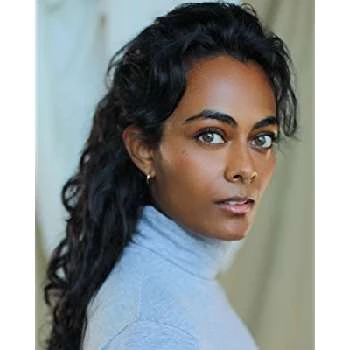 Lauren Santana - Age, Bio, Birthdate, Family, Networth & More