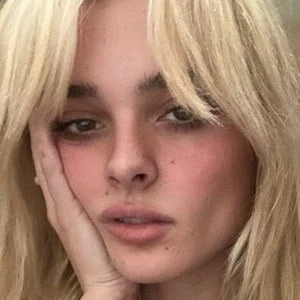 Charlotte Lawrence Biography