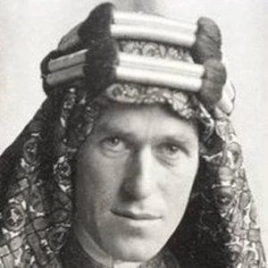 TE Lawrence - Networth, Bio,Birthdate, Family, Wiki & More