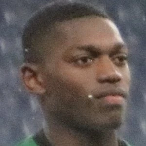 Rafael Leão - Birthday, Bio, Wiki, Family, Networth & More