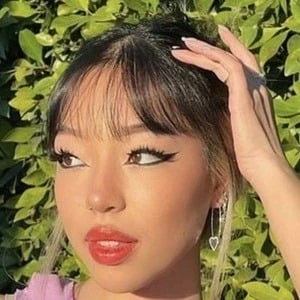 Jazzy Le - Adderess, Bio, Birthdate, Family, Wiki & More