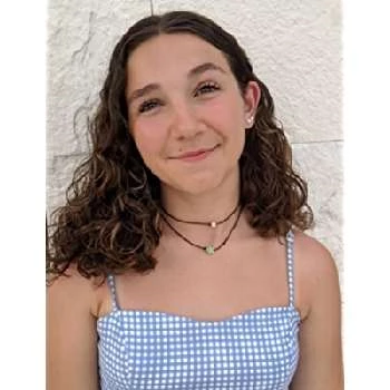 Lea Avgoustakis - Age, Bio, Birthdate, Family, Networth & More