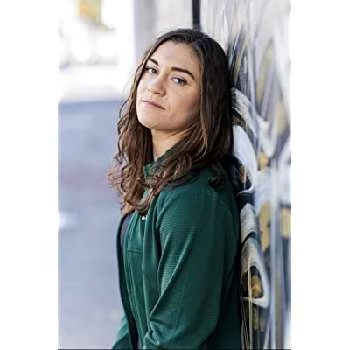 Léa Cochet Biography