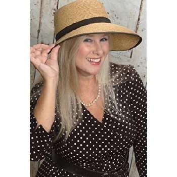 Lea Hutton Beasmore - Age, Height, Birthdate, Family, Wiki & More