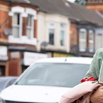 Leah Brotherhead - Age, Bio, Birthdate, Family, Networth & More