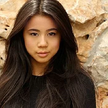 Leah Lewis - Adderess, Bio, Birthdate, Family, Wiki & More