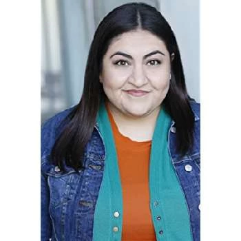 Leah Luna - Age, Bio, Birthdate, Family, Networth & More