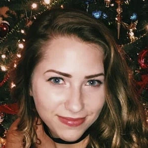 Julia Leahy - Adderess, Bio, Birthdate, Family, Wiki & More