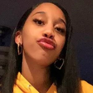 Leasmine - Family, Bio, Wiki, Dat of Birth, Networth & More