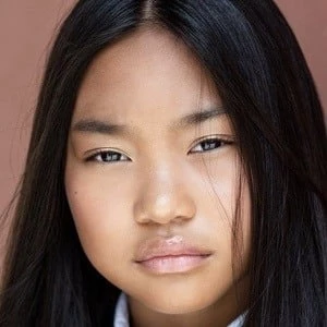 Alize Lee - Family, Bio, Birthday, Family, Income & More