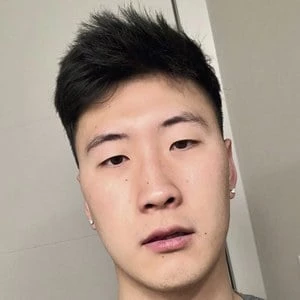 Asher Lee - Age, Height, Birthdate, Family, Wiki & More