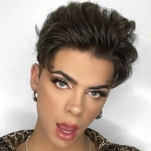 Charlie Lee - Age, Bio, Birthdate, Family, Networth & More