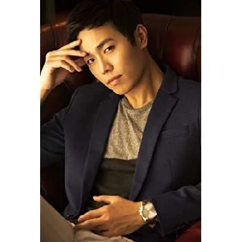 Lee Dong-ha - Age, Bio, Birthdate, Family, Networth & More