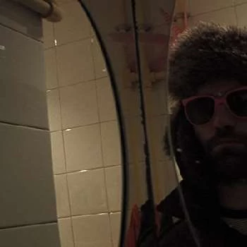 Lee Fuzeta - Age, Bio, Birthdate, Family, Networth & More