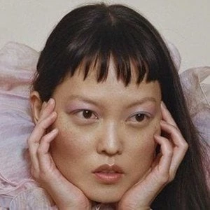 Hana Mae Lee Biography